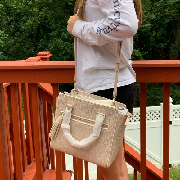 NWT KATE SPADE CHESTER STREET SMALL ALLYN - Picture 2 of 7